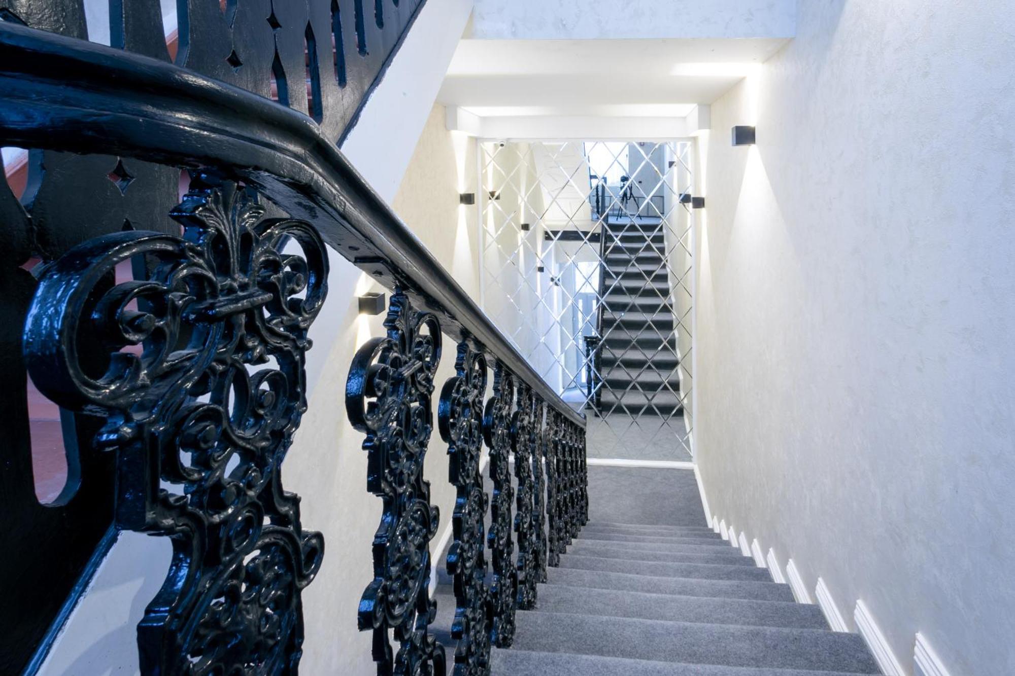 Garden Inn Nizami Hotel Baku Extérieur photo